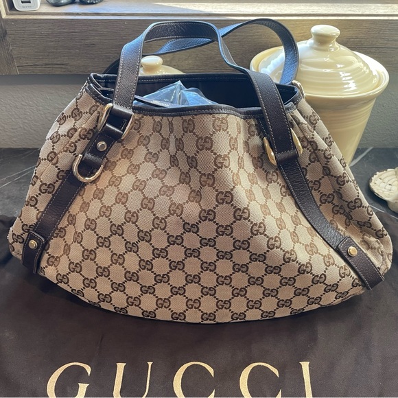 Gucci Medium Canvas Abbey Purse - Picture 1 of 16